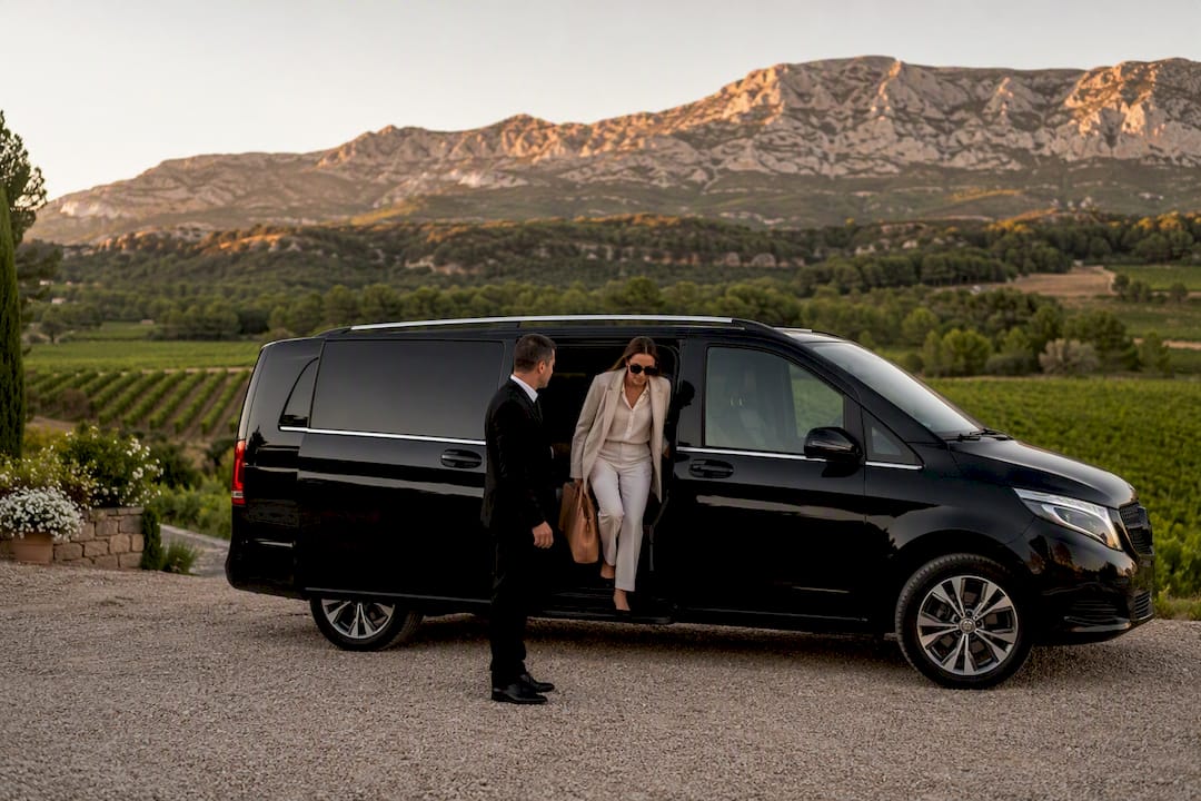 Private chauffeur Mercedes van waiting at vineyard terrace near Sainte-Victoire, Aix