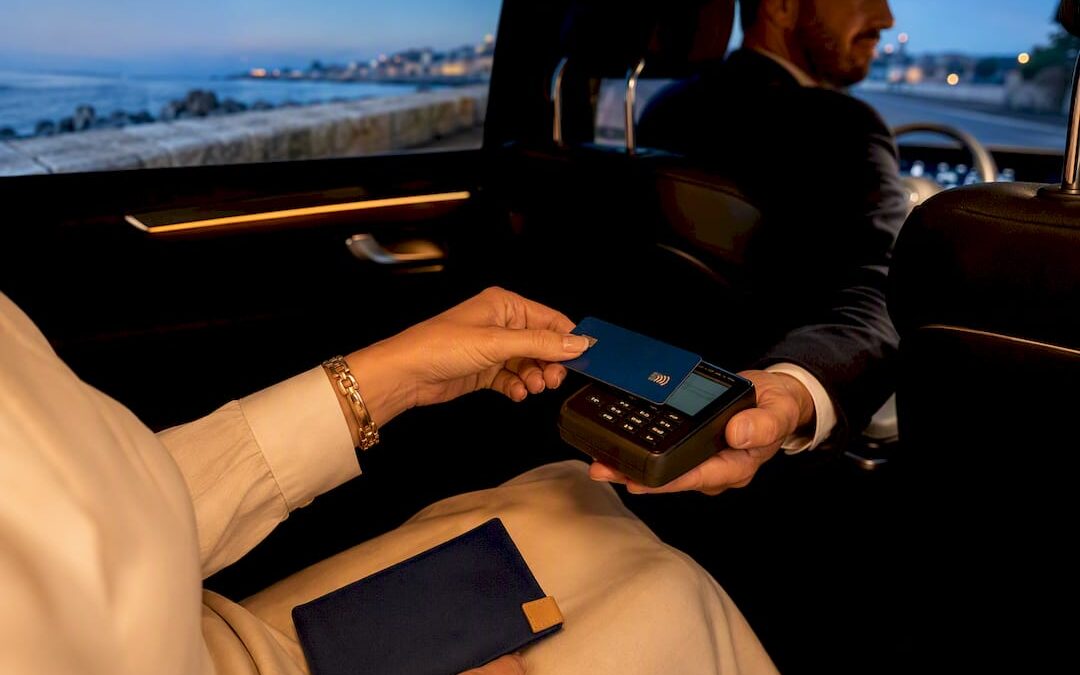 Know Your Rights: €750 Fine if a French Chauffeur Refuses Card Payment
