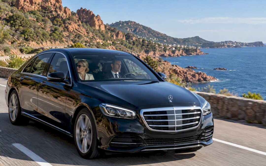 The Estérel Coastal Drive: Corniche d&rsquo;Or by Chauffeur in 2026