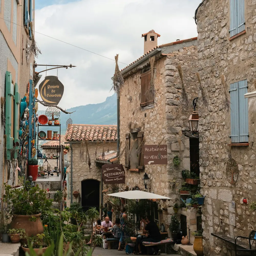 Villages Perchés Tour