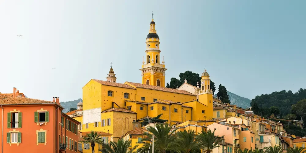 Menton vieille ville baroque Côte d'Azur