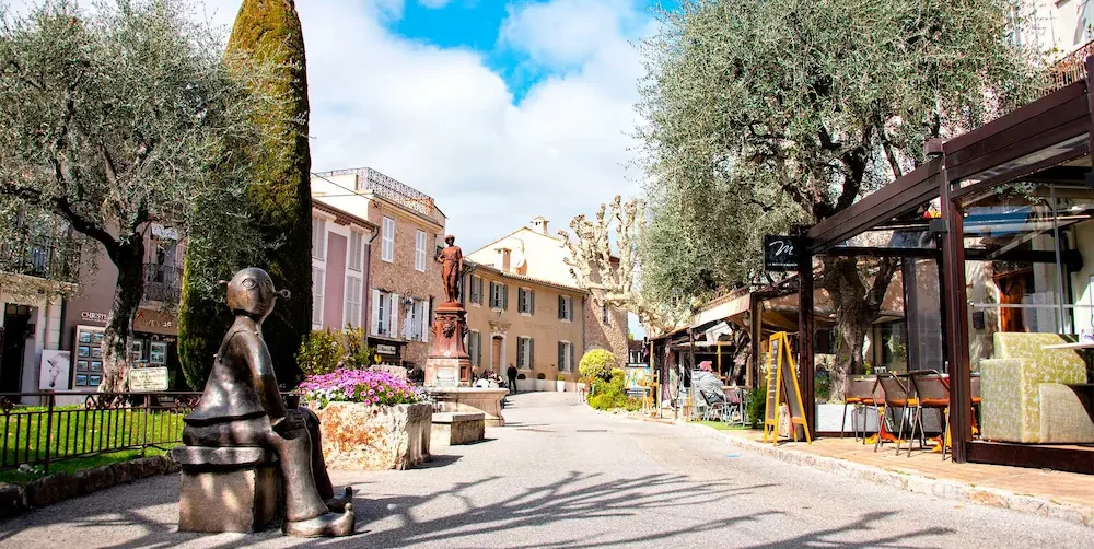 Mougins Village