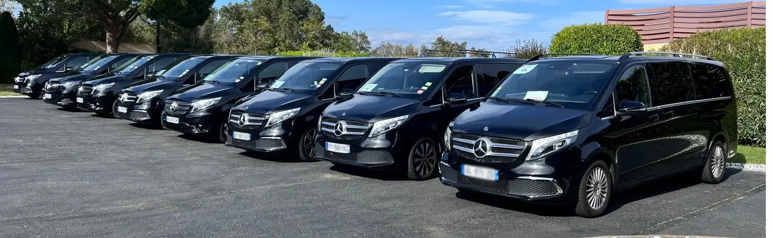Flotte vans Mercedes TranspOnyx pour transfert aéroport Nice Cannes - chauffeurs privés VTC Côte d'Azur